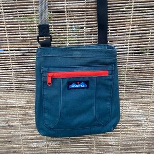 KAVU crossbody canvas bag!